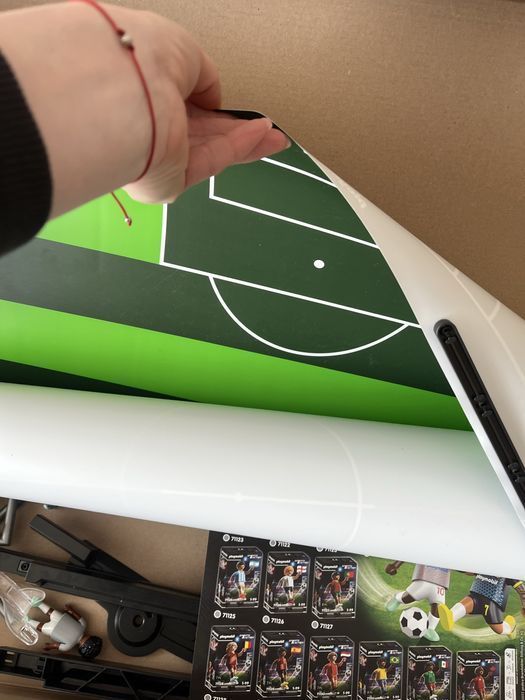 Nowe  zabawka pilkarzyki playmobil