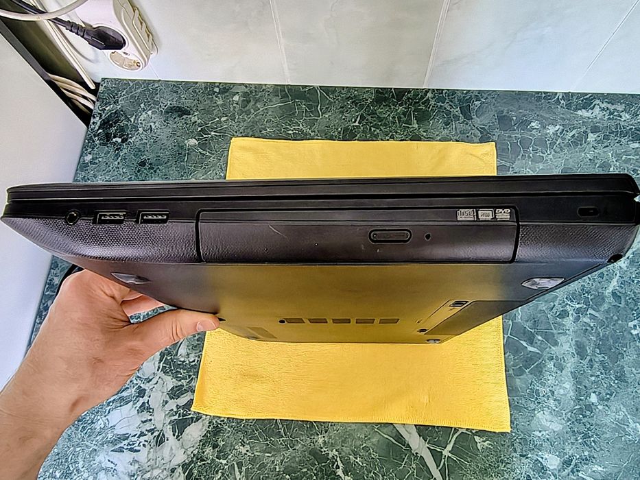 Ноутбук Lenovo G710 з відеокартою nVidia GeForce 2 Гб