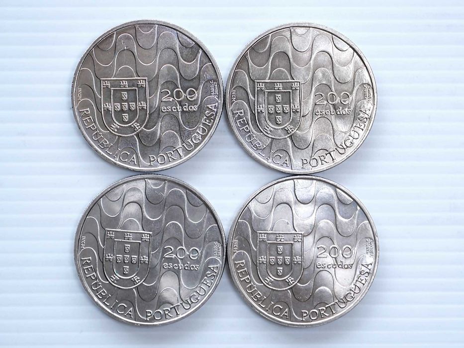 Lote de 4 Moedas 200 Escudos Presidência da Comunidade Europeia 1993
