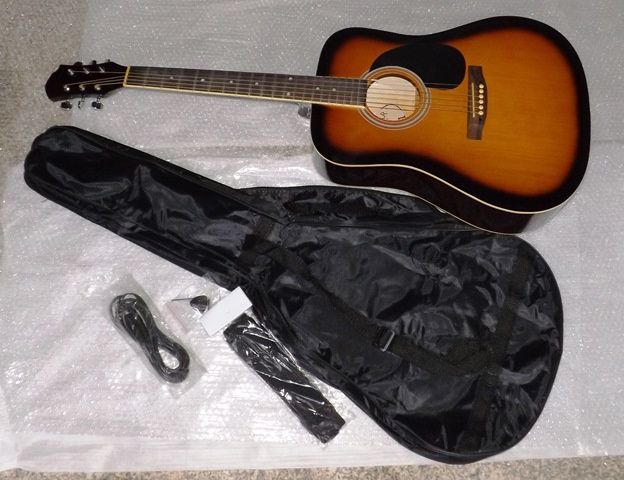 Guitarra western de várias cores MSA