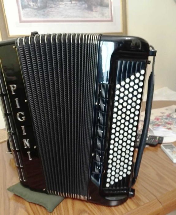 Acordeon Pigini como novo