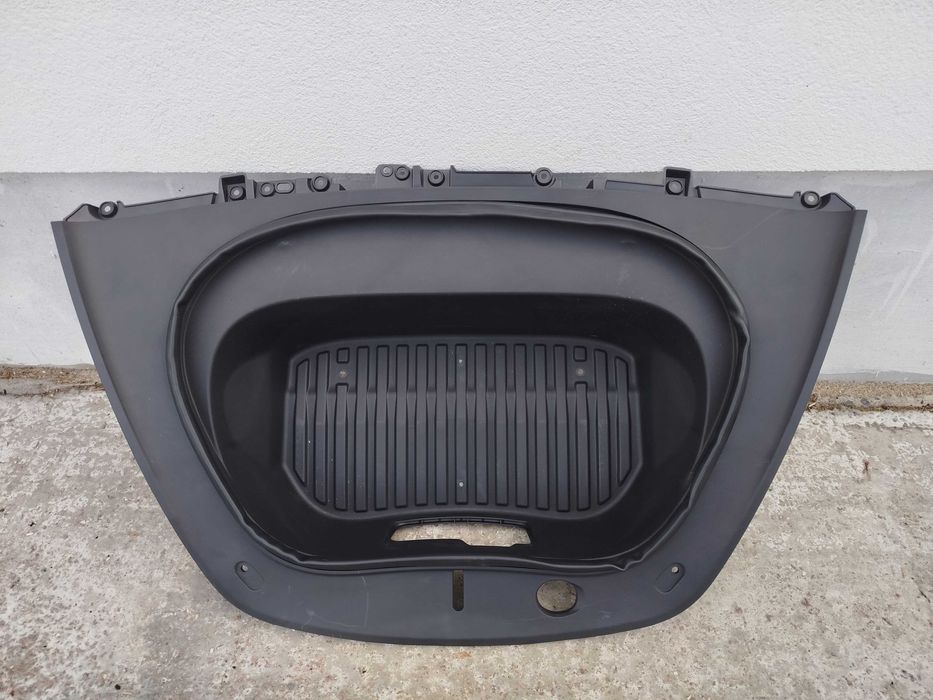 Ліхтар задній фонарь нижний повторитель Tesla Model 3 Highland 23+