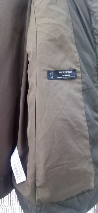 Kispo/Parka Zara  verde  tamanho M