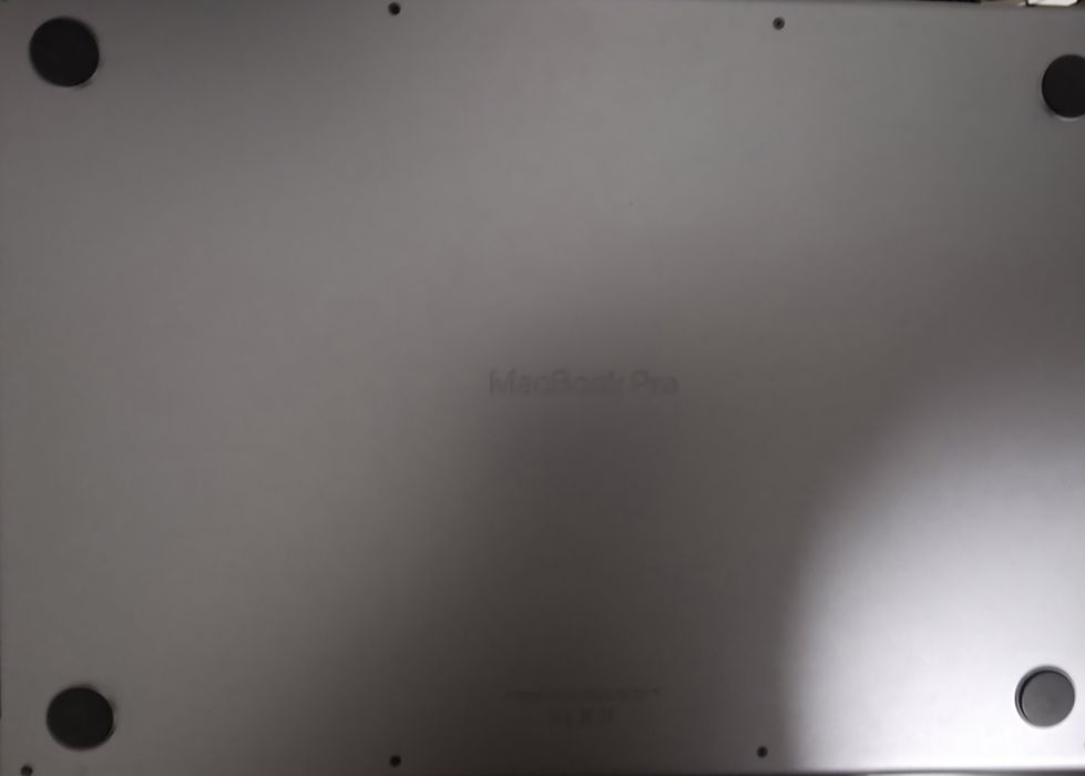 Macbook pro 16 2021 m1 pro 16/512