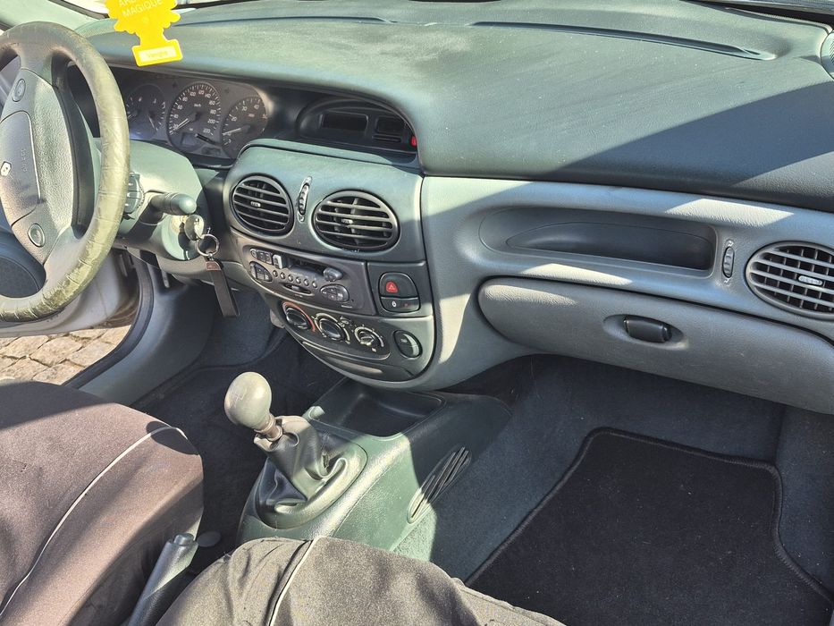 Renault Mégane Classic 1.4 16V – Gasolina | 07/1998