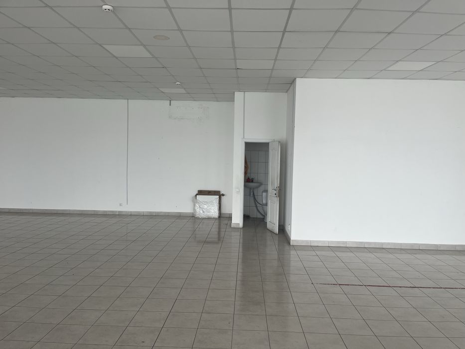 Оренда приміщення м. Летичів на автостанції, від власника.