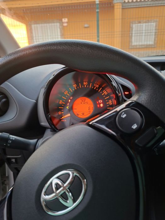 Toyota aygo branco