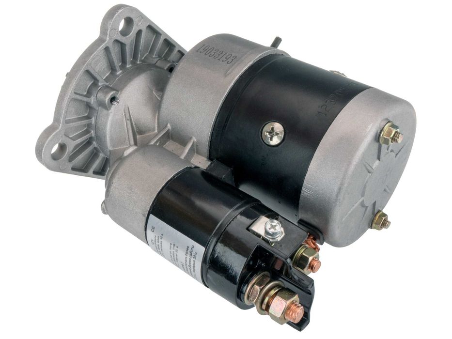 Rozrusznik z reduktorem URSUS C-330 C-360 12V moc 2,7KW szybkoobrotowy