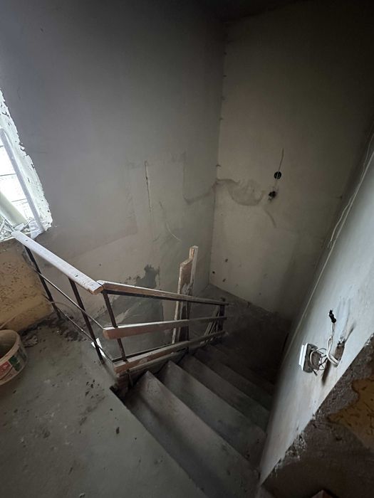 Продаж 2х поверхового будинку котеджного типу поблизу м.Дрогобич