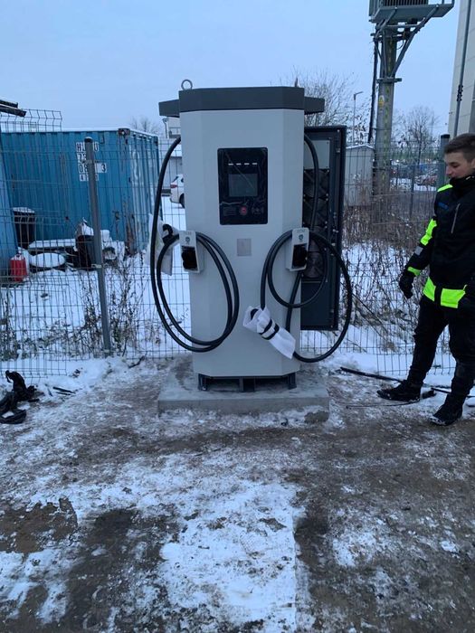Stacja ładowania EV – szybki montaż w 30 dni. WYSZOGRÓD