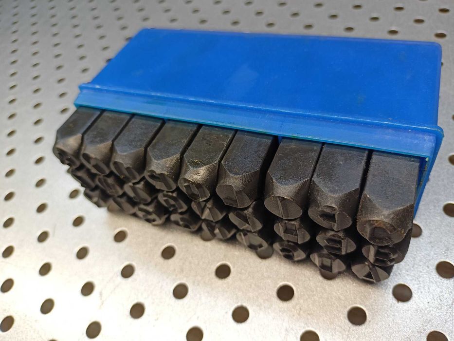 Numeratory znaczniki litery 10mm 27 elementów znaczniki 10mm