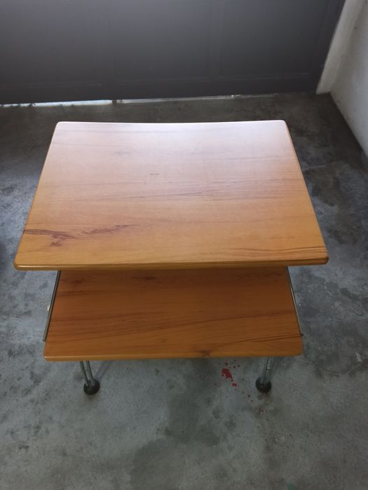 Secretaria de madeira com gaveta