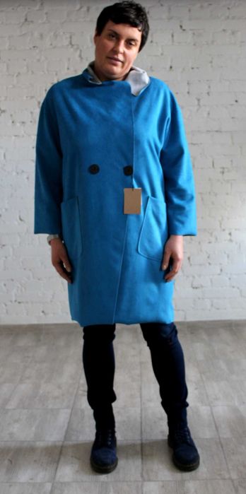 Świetny oversize płaszcz ZAMSZ niebieski r.44-52