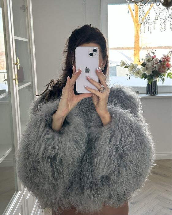 Nowe futerko z lamy szare 34/36