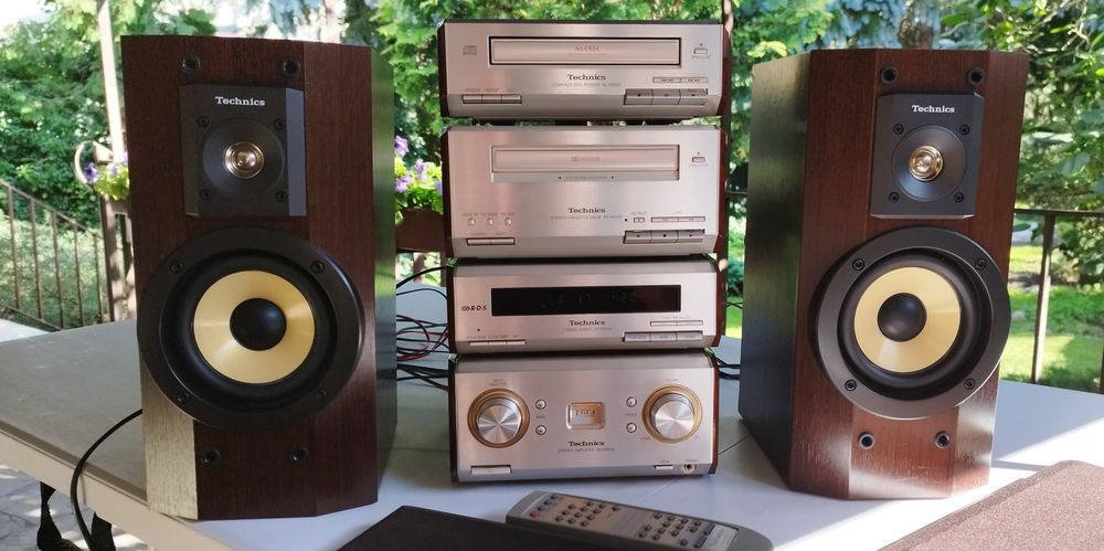 Mini wieża technics se-hd550