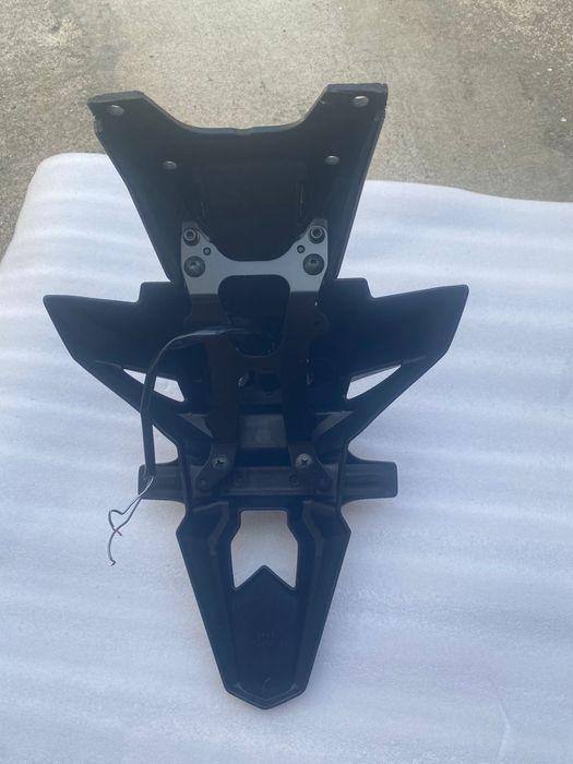 Suporte de matrícula original Suzuki Gsxr 600 / 750 K8 K9 e L0