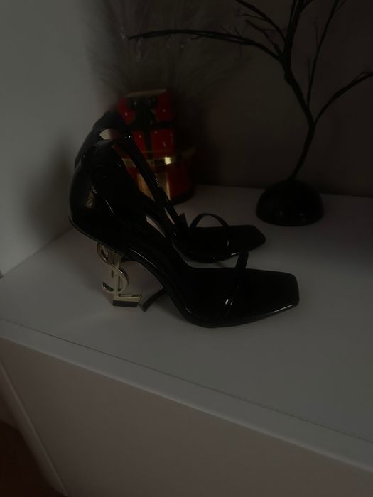 Szpilki  czarne 10 cm