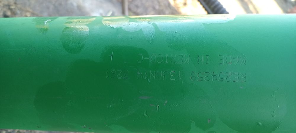 Циліндри рульові трактора John Deere 8r