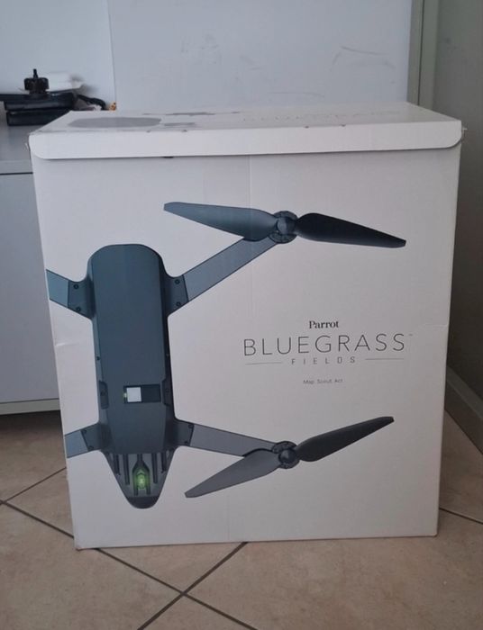 Drone Parrot bluegrass fields447402192887490560