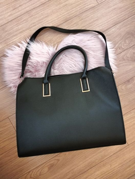 Duża czarna torebka New Yorker