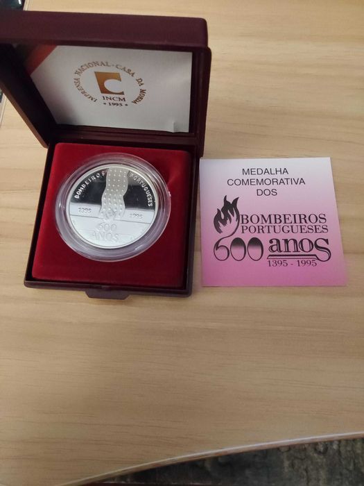 Medalha Comemorativa – 600 Anos dos Bombeiros Portugueses (1395–1995)