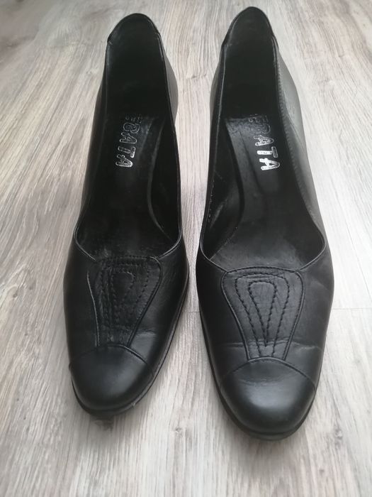 Czółenka damskie ze skóry rozm. 39