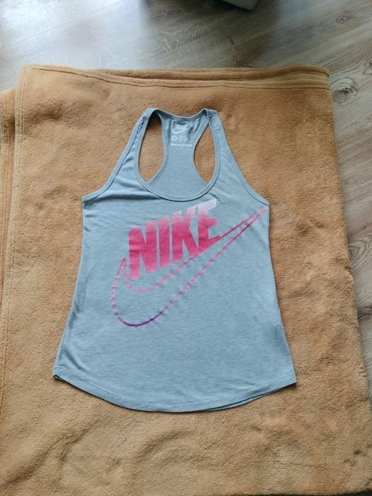 Bluzka damska sportowa bokserka Nike