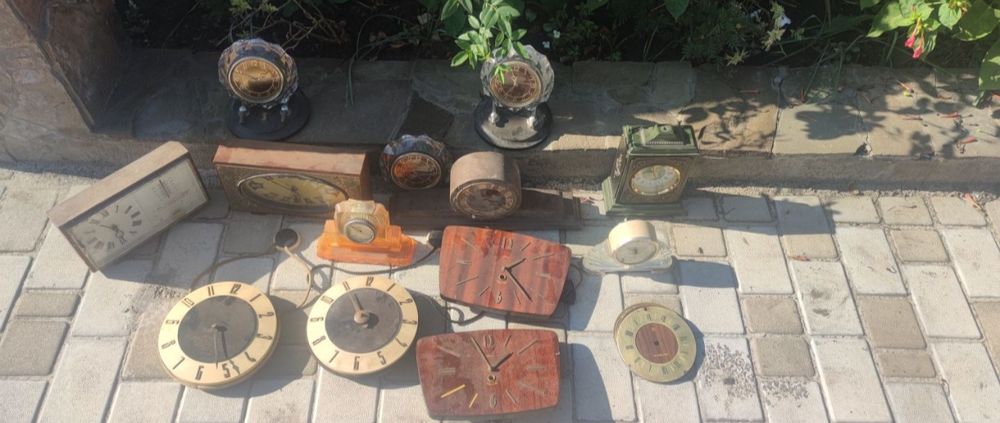 Часи камінні на запчастини чі відновлені