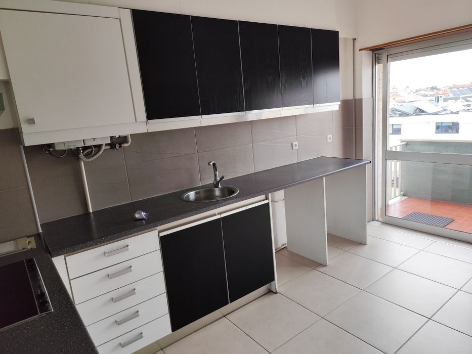 (Reservado)-Apartamento T2- no centro da Marinha Grande