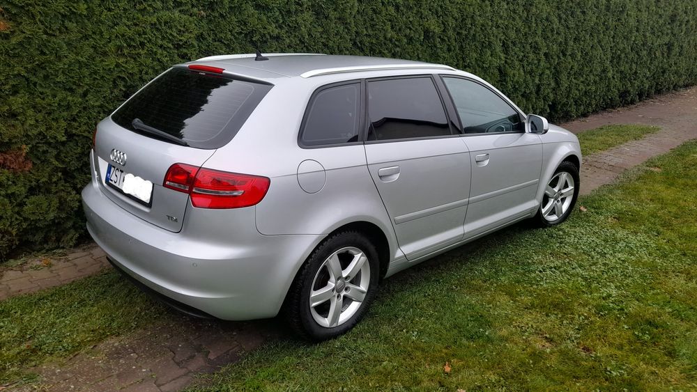 Audi A3 1.6 TDI AUTOMAT, Webasto, Park Assist