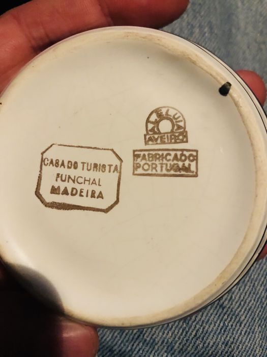 Cinzeiro vintage modernista aleluia