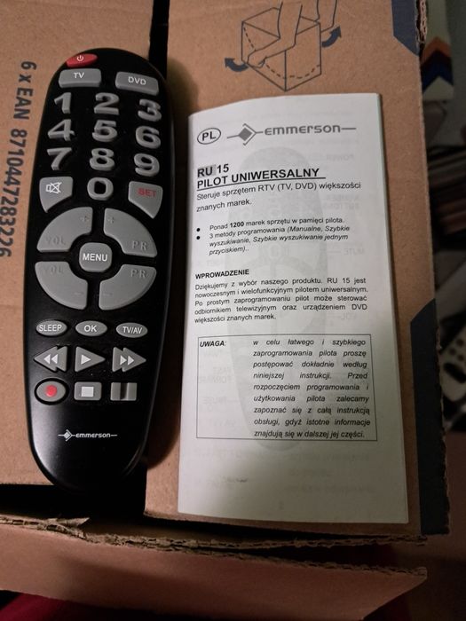 Pilot  uniwersalny tv dvd