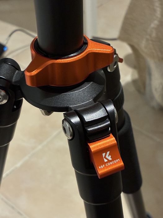 Tripé com monopé + cabeça fluída K&F Concept