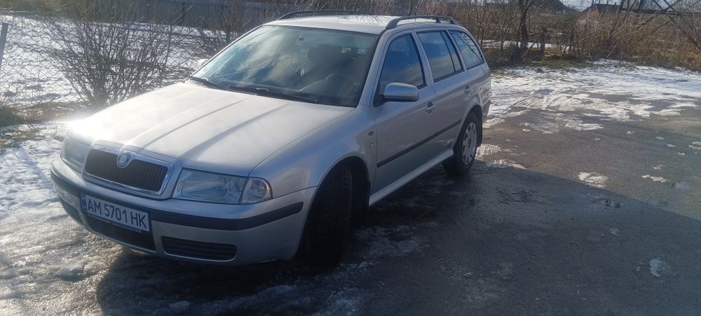 Skoda Oktavia tour 1.6 mpi бензин/газ