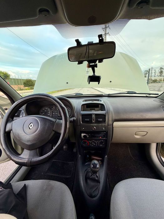 Renault Clio 1.2 16V 2001