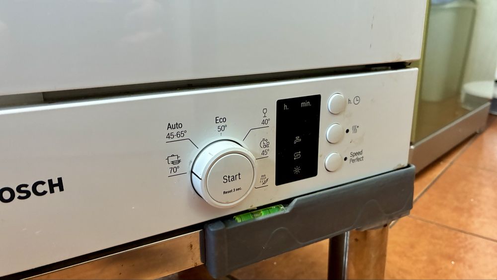 Máquina de Lavar Loiça Bosch (6 Conjuntos) SKS62E32EU - IMPECÁVEL