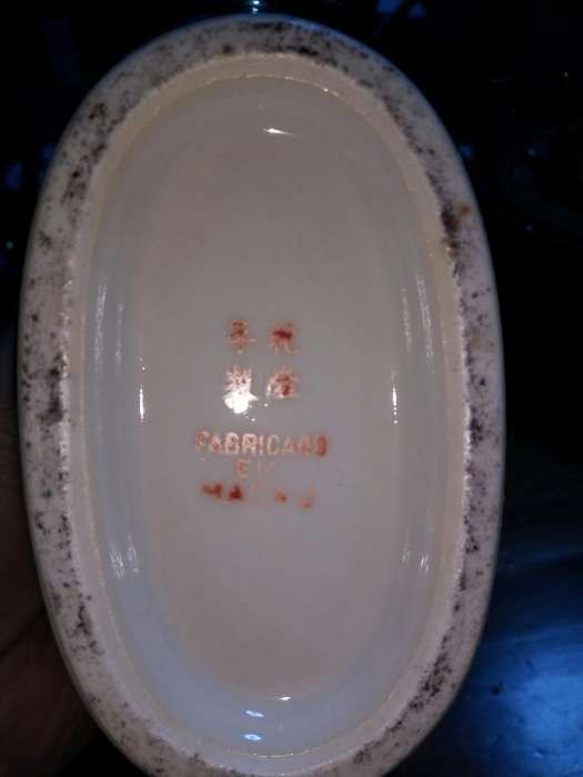 Peça em porcelana