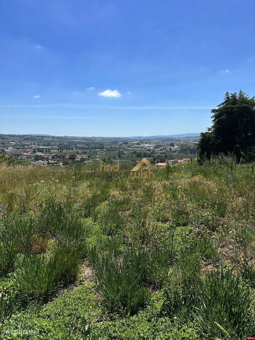 Terreno urbano para construção até 450 m2 — Roliça, Leiria