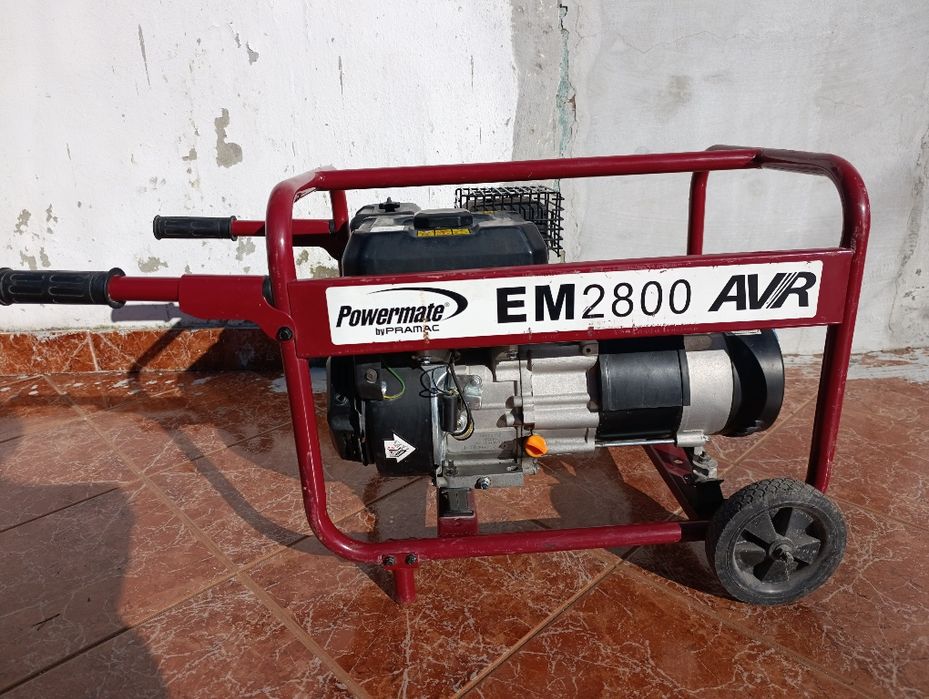 Gerador Powermate by Pramac EM2800 AVR – Semi-novo