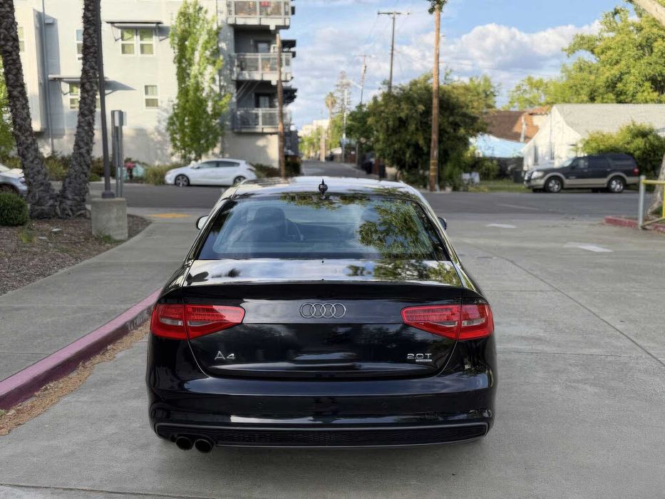 Audi A4 quattro Premium Plus      2014