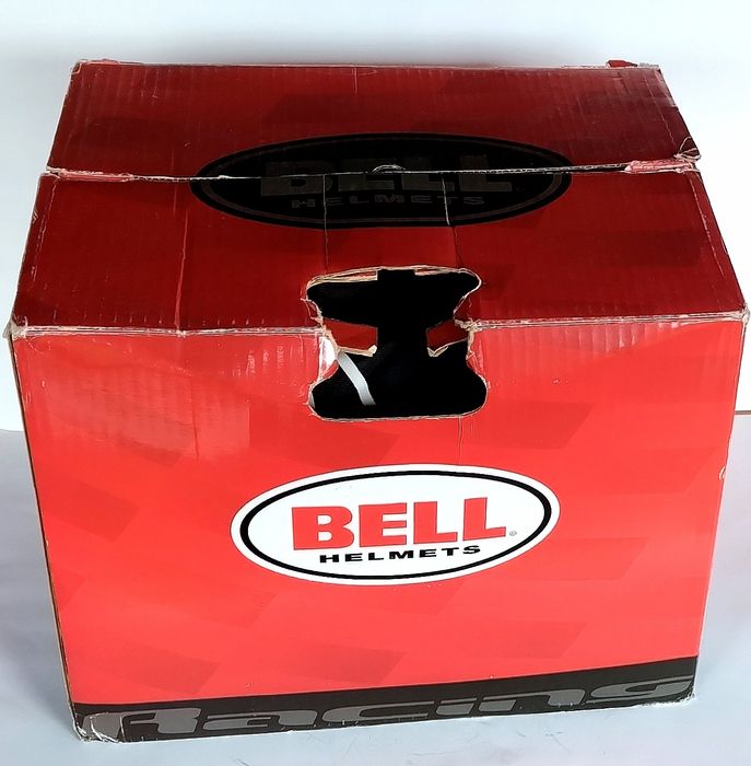 Capacete Bell Sport em excelente estado. Interior ignifugo.