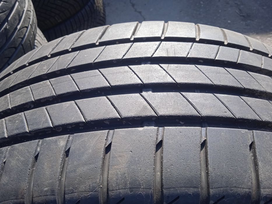 Шины лето 225.40.19 Bridgestone Turanza, 21p, Hungary,7-6.5mm.