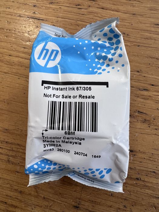 Tinteiro HP 305 / 67 Tri-color Original (Novo/Selado)