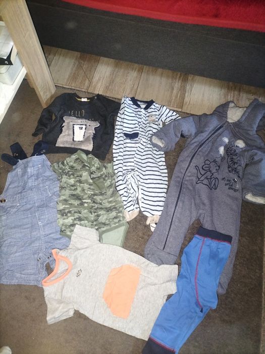 Ubranka dla niemowląt 104 szt