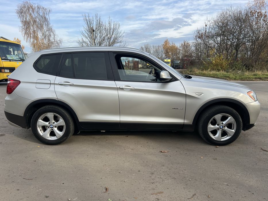 BMW 2012 3.0 gas