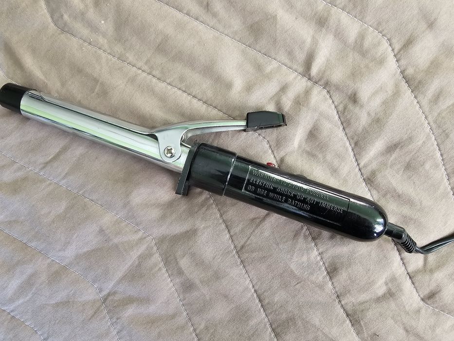 Плойка, електрощипці для волосся  "Cassio".