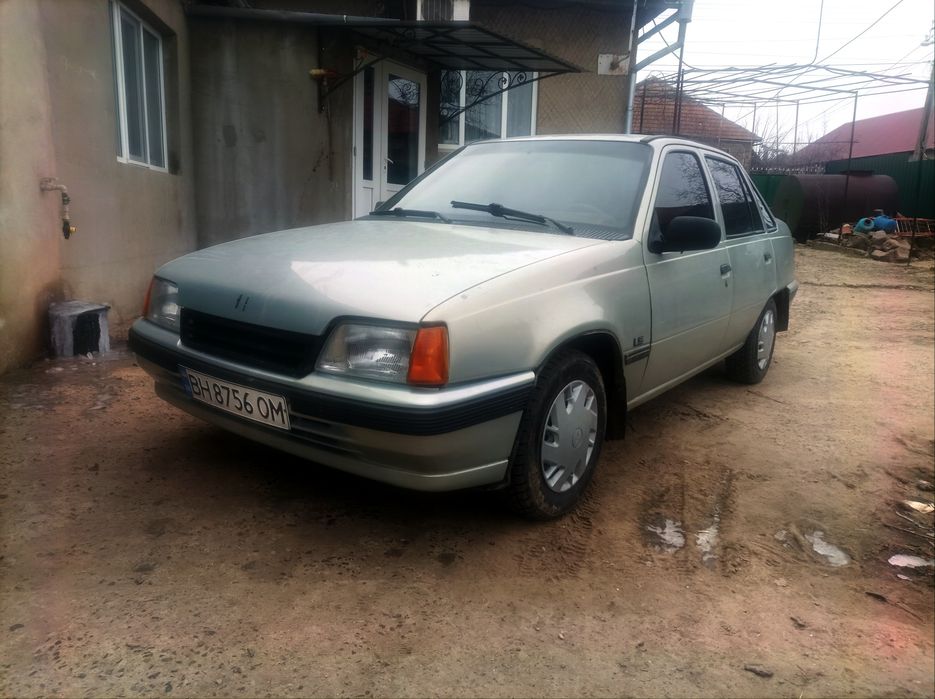 Opel Kadett 1.4i