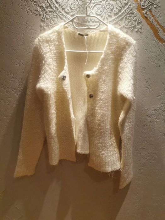 Sweterek kremowy intimisimii M
