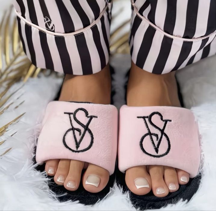 ЗНИЖКИ ! Тапочки капці Victoria’s Secret