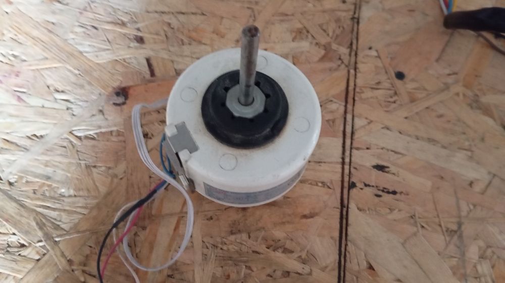 Двигатели блоков кондиционера, разные, 4шт